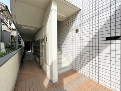 【エントランス】 | ハイシティ三軒茶屋第1