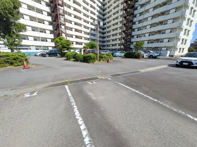 ルックハイツ藤代の駐車場