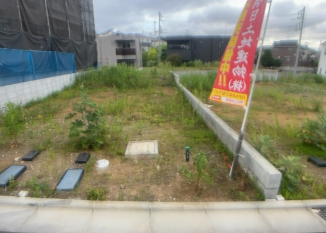【外観】 | 販売されている全ての土地が、宅地用の土地であるとは限りません。都市計画法に基づき、基本的に住宅を建てることができるのは土地計画区であることに加え、市街化区域として定められている地域のみとなっています。