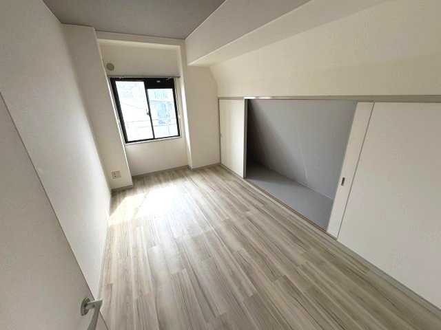 シンプルライフ本山の居間・リビング