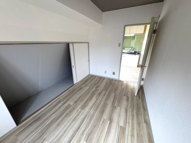 シンプルライフ本山の居間・リビング