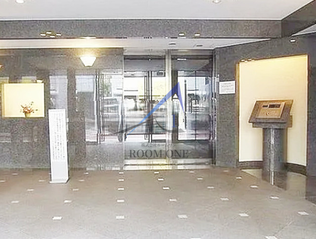 ルーブル新宿水道町のエントランス|エントランスです。