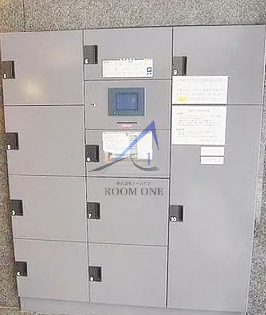 ルーブル新宿水道町のその他共用部分|宅配ボックスです。