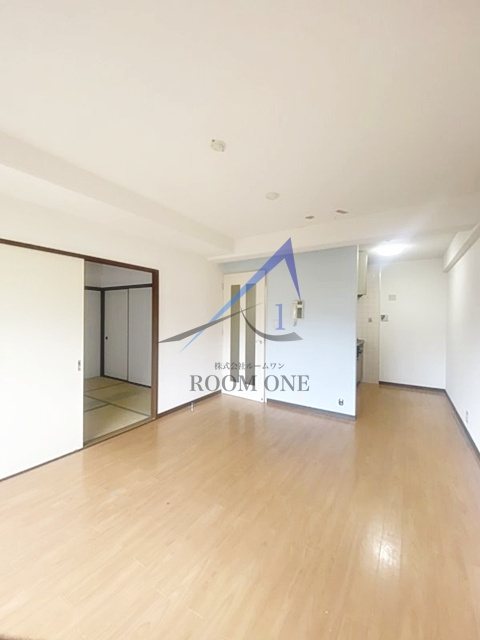 パークヒルズ上井草の居間・リビング|洋室のお部屋です。