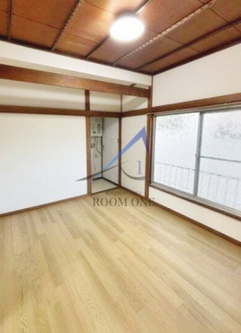 永石ハウスの居間・リビング|洋室のお部屋です。