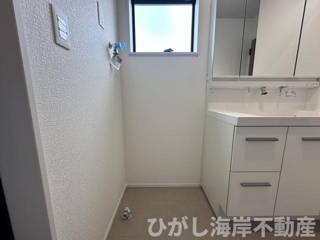 藤沢市本鵠沼５丁目　新築戸建　全２棟のランドリースペース|洗濯機置場