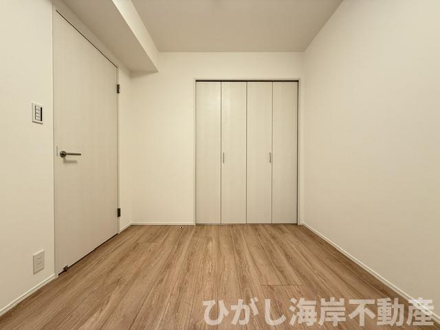 ライオンズプラザ茅ケ崎駅前の寝室|新規リフォーム完了！　4.5帖　サービスルーム