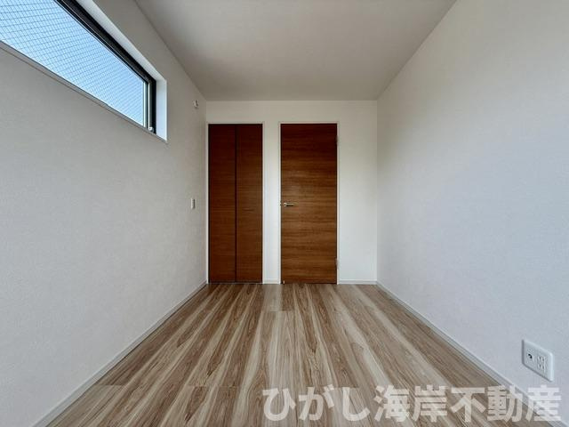 平塚市夕陽ケ丘　新築戸建　全２棟の子供部屋|5帖　洋室