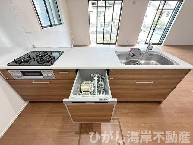 茅ヶ崎市芹沢　新築戸建のキッチン|食洗器付きシステムキッチン
