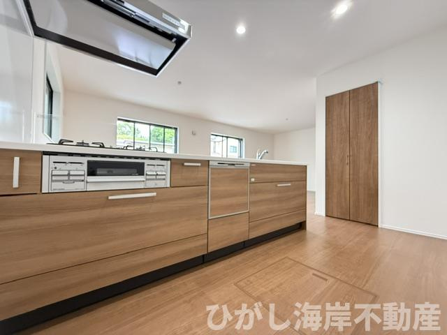 茅ヶ崎市芹沢　新築戸建のキッチン|キッチンスペース