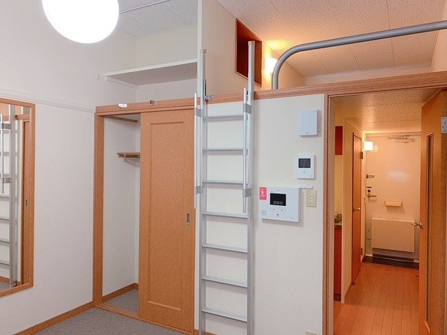 レオパレスＣＯＺＹの寝室