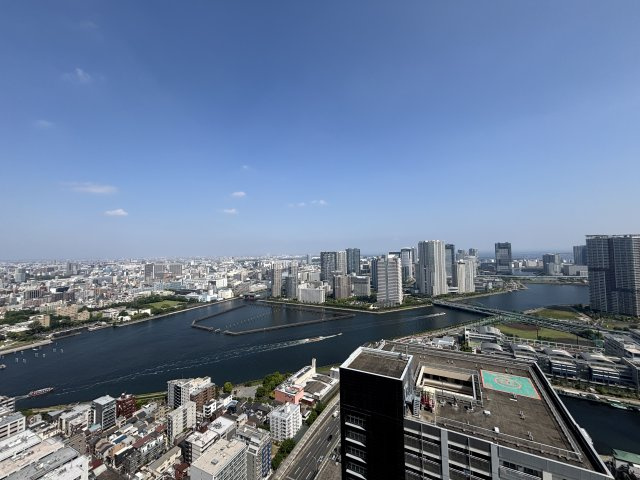 バルコニーからの眺め　（東側の眺望）