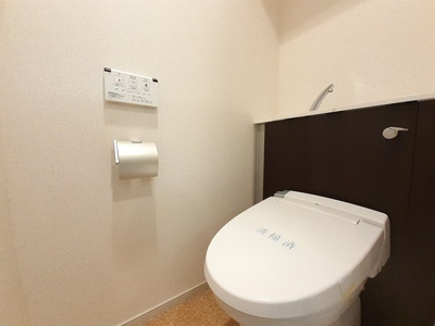 【トイレ】 | ラウレアＫ | 清潔感のあるトイレです。