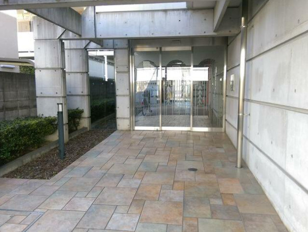 ジェイパーク桜新町のエントランス