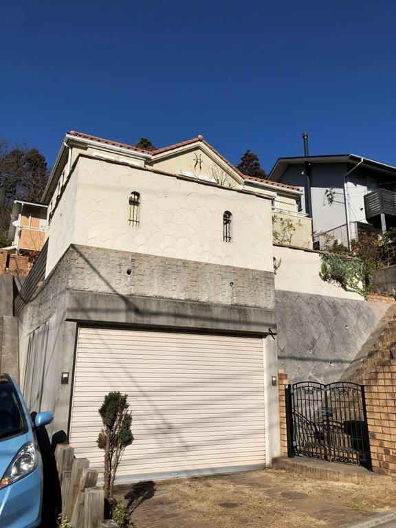 高野戸建の駐車場