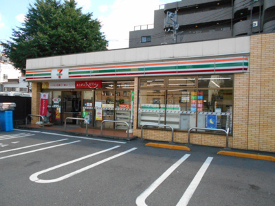 セブンイレブン 新宿下落合駅北店まで160ｍ
