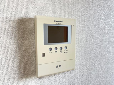 【内装】 | アクシア | カメラ付インターホン