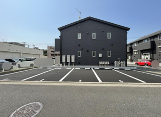 敷地内駐車場　※空き要確認