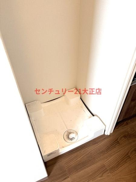 弁天町プライマリーワンの居間・リビング