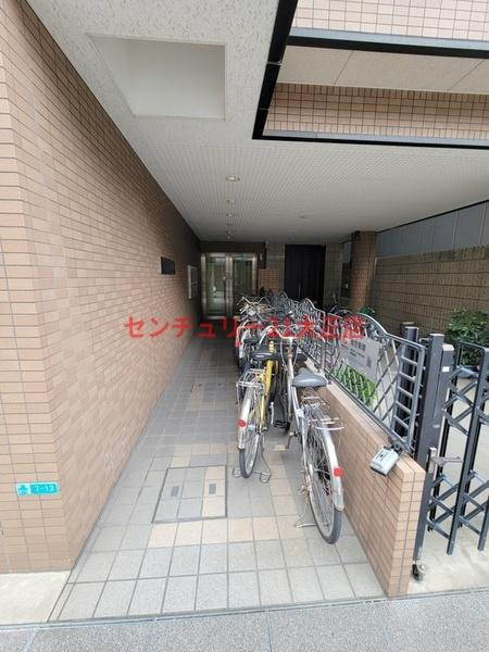 グラン・ボヌール（港区）の駐車場|★建物入口★