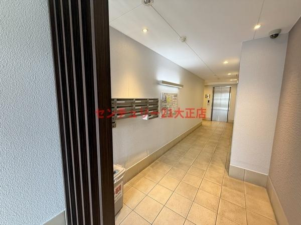 アリビオ港晴のエントランス