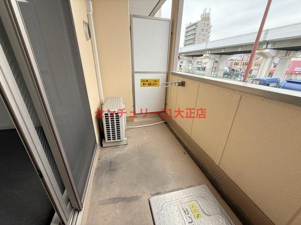 アリビオ港晴のバルコニー