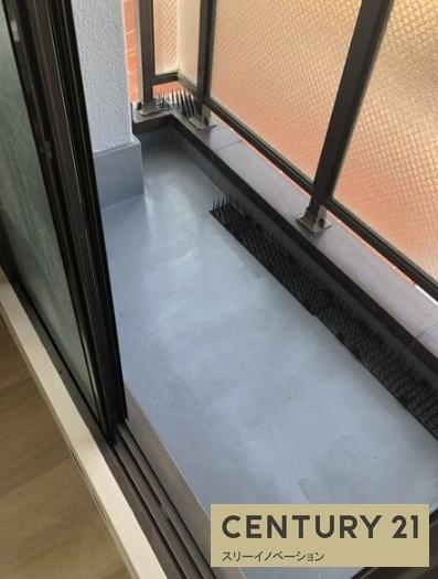 大阪市港区市岡元町２丁目の賃貸マンションのバルコニー
