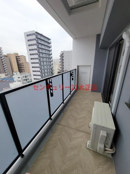 Louis Residence 弁天町のバルコニー|★物干しスペースたっぷり★