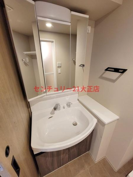 Louis Residence 弁天町の洗面所|★人気の独立洗面台★