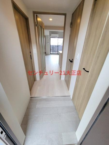 Louis Residence 弁天町の玄関|★シューズインクローゼットもあります！★