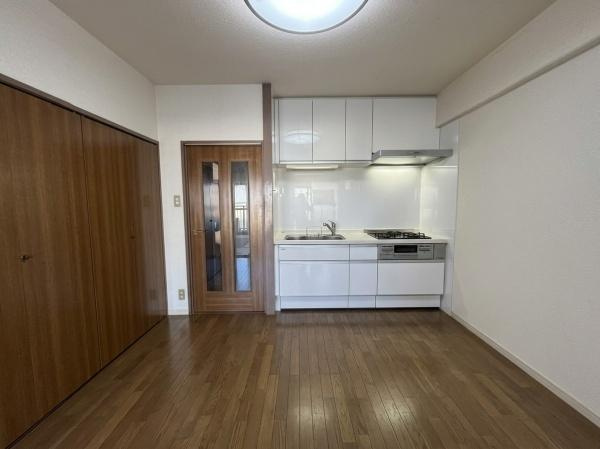 【居間・リビング】 | 東大阪スカイハイツ　中古マンション