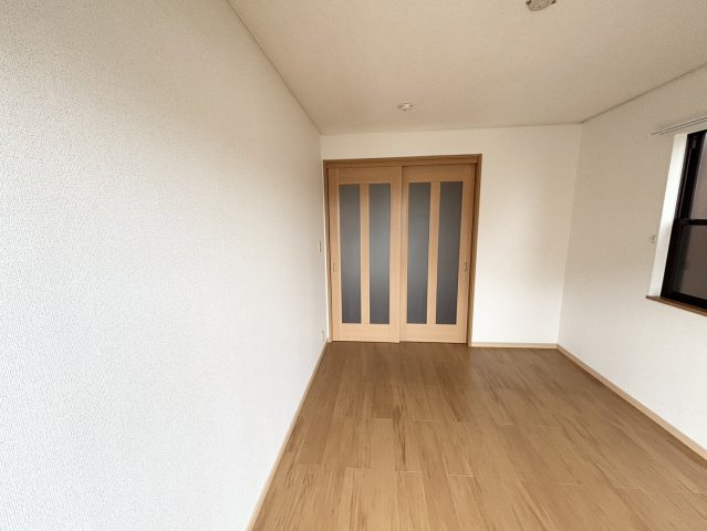 カロスアンセ弐番館の洋室