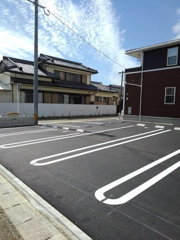 プリムローズＳの駐車場