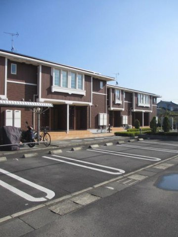 カーサハピネスⅠの駐車場