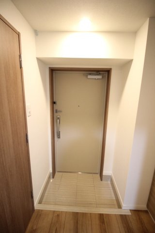 【玄関】