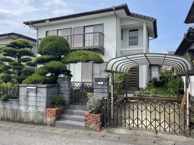 長崎市鳴見台1丁目戸建の外観