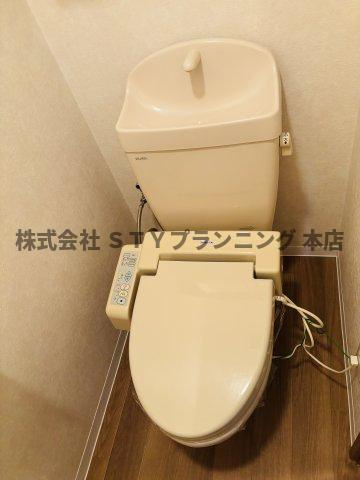 仲介手数料0円！フィオーレTMのトイレ