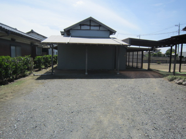 加須中ノ目中古　土地面積２９２坪の駐車場