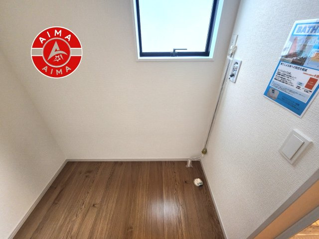 春日市一の谷1丁目第1-3棟（1号棟）のランドリースペース|ランドリースペースとなります。広々して有効的にご使用できます。