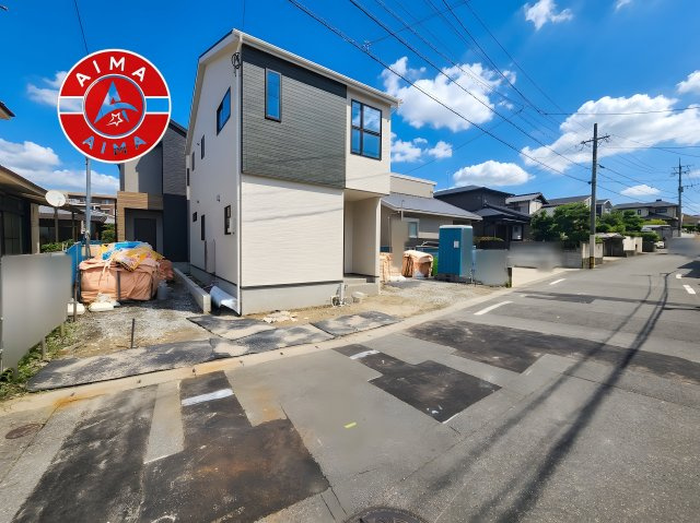 春日市一の谷1丁目第1-3棟（1号棟）の前面道路含む現地写真|見学の時間などお気軽にお問い合わせ下さい。
