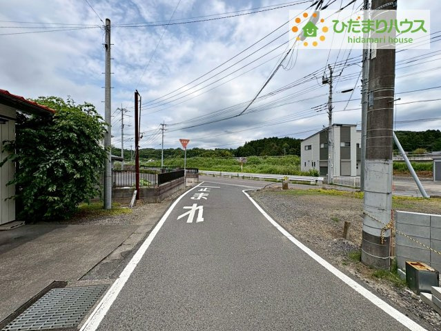 常陸太田市増井町第1　新築戸建　3号棟の前面道路含む現地写真