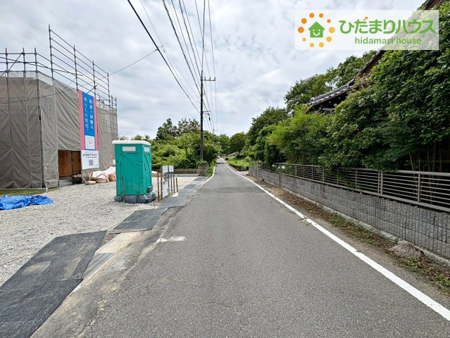 常陸太田市増井町第1　新築戸建　3号棟の前面道路含む現地写真