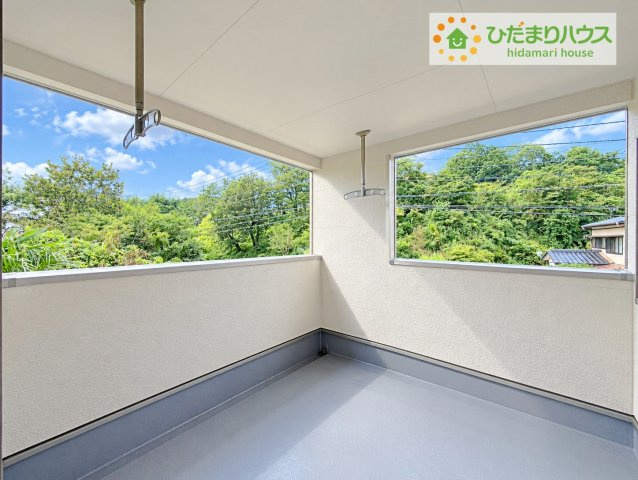 常陸太田市増井町第1　新築戸建　1号棟のバルコニー|人気が高いインナーバルコニーを採用♪天候を気にせず洗濯物を干せ、紫外線も気にせずに済みます(*^^)v