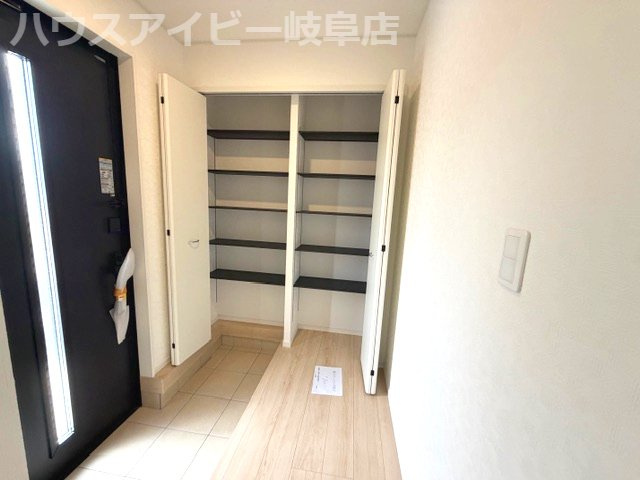 【玄関】の画像