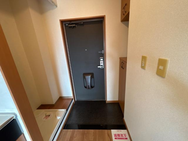 グランディール和志山の玄関|玄関