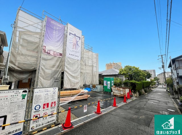 神戸市垂水区上高丸　新築一戸建ての前面道路含む現地写真|周辺は落ち着いた街並みの住宅地！子育てがしやすい住環境です！まだ未完成ですが、現地でしかわからない事もございます。是非一度ご覧ください。