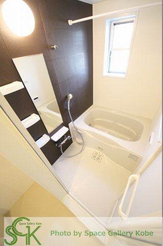 ディアコート二見Ⅱの浴室|※同物件の別のお部屋の写真です※