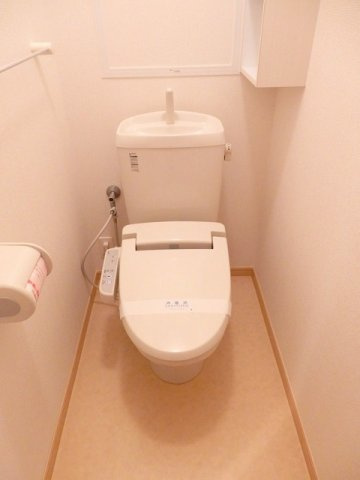 シャン・ド・フルールのトイレ|トイレもきれいです