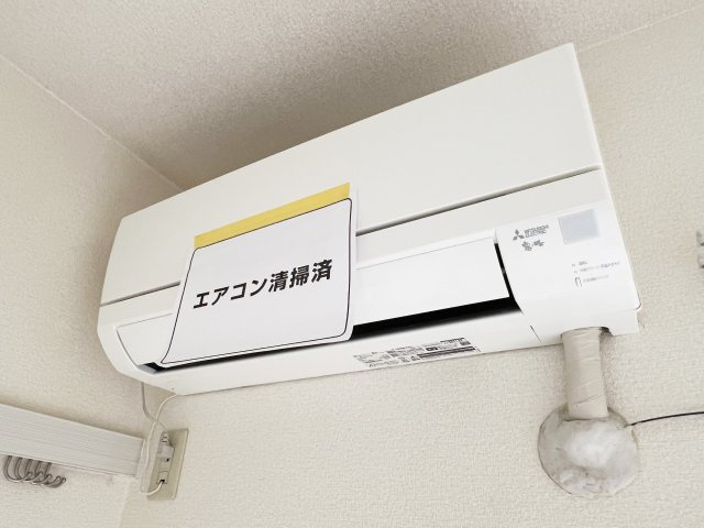 メゾン・ラフレシスの設備|洋室にエアコン