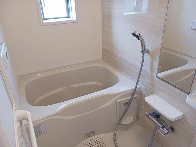 サニーグレイスの浴室